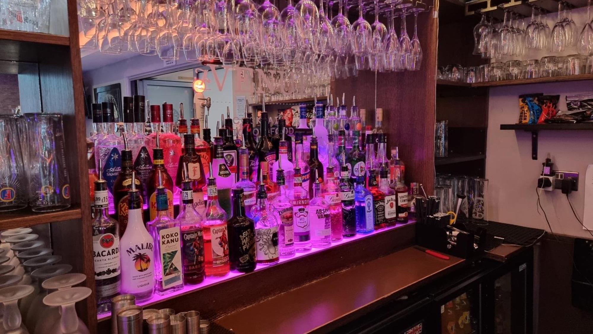 The Avenue Hotel Ltd كليثروي المظهر الخارجي الصورة